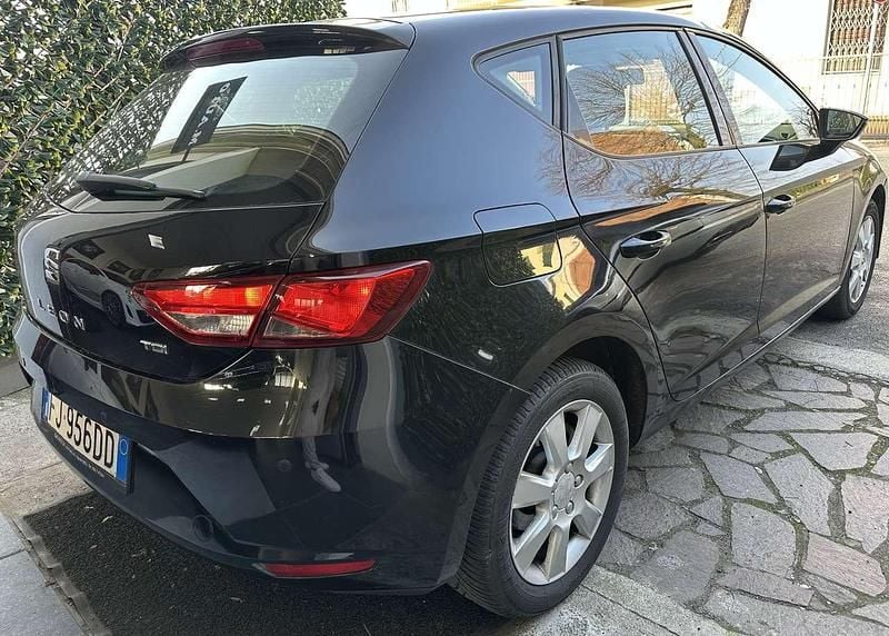 Usata Seat Leon 110 CV (80 kW) 2017 Nero Berlina