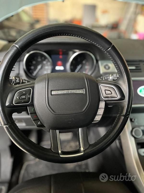 Usata Land Rover Range Rover evoque SE 150 CV (110 kW) 2017 SUV