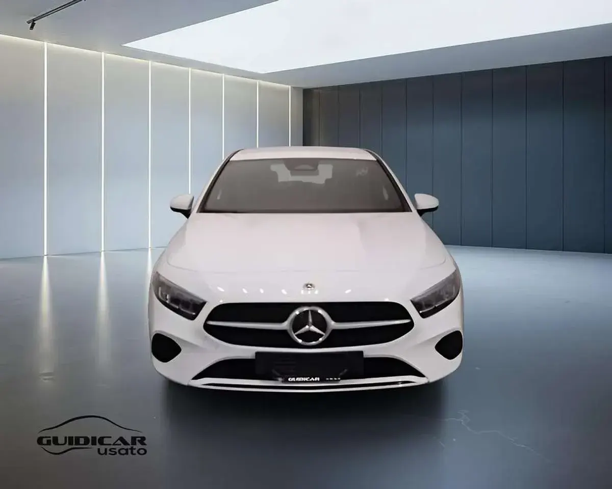 Usata Mercedes A180 Advanced 116 CV (85 kW) 2025 Bianco Berlina