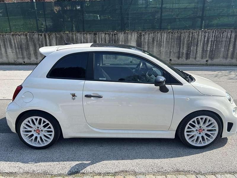 Usata Abarth 595 144 CV (105 kW) 2017 Utilitaria