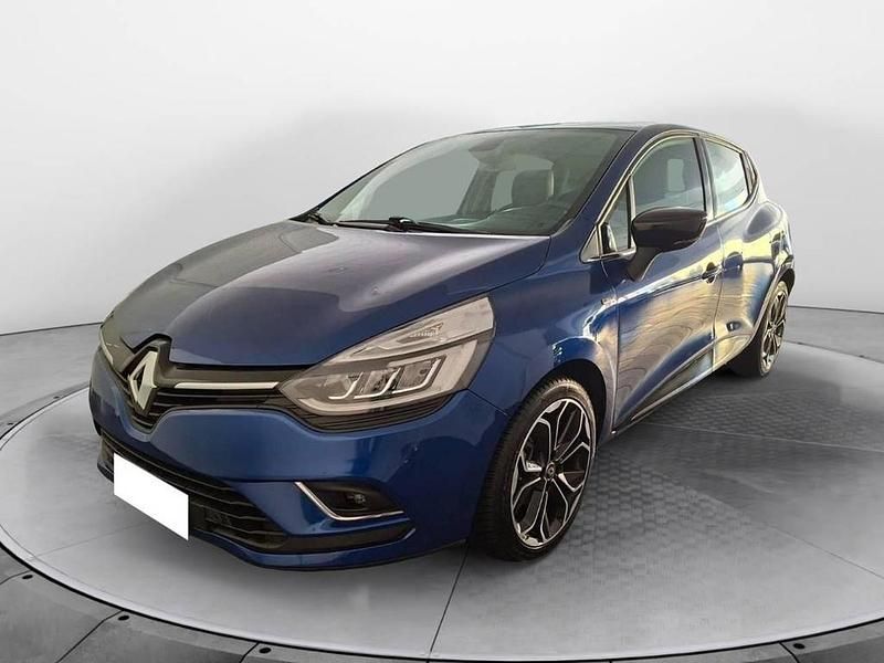 Blu Usata 2019 Renault Clio V Zen Tre volumi | 11.900 € (Buon prezzo) - Immagine 1/4