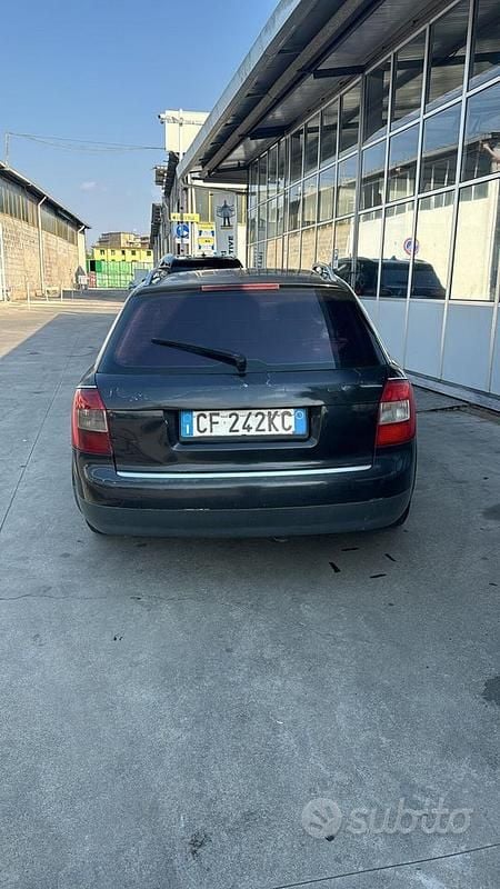 Usata Audi A4 131 CV (96 kW) 2004 Blu Station wagon