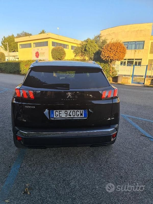 Usata Peugeot 3008 Allure 2021 Nero SUV