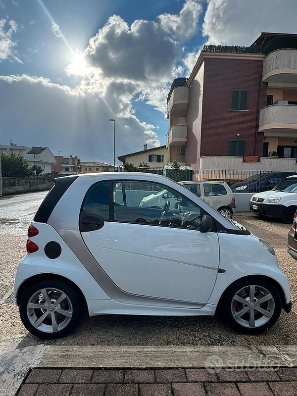 Usata Smart ForTwo Coupé Pulse 84 CV (61 kW) 2008 Bianco Coupé
