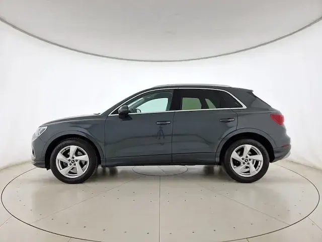 Usata Audi Q3 Advanced Plus 150 CV (110 kW) 2022 Grigio nano metallizzato SUV
