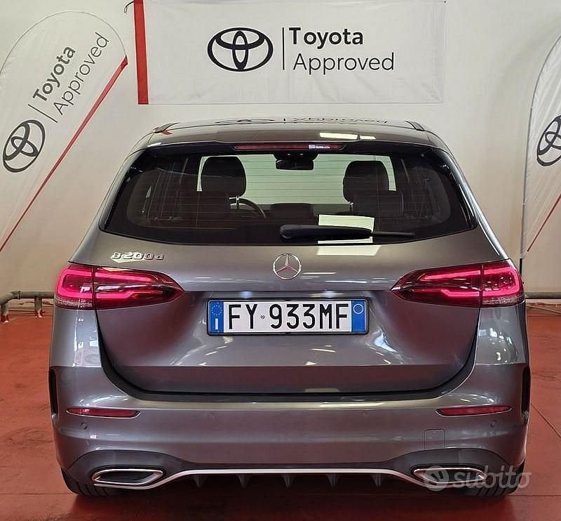 Usata Mercedes B200 Premium 150 CV (110 kW) 2020 Grigio Utilitaria