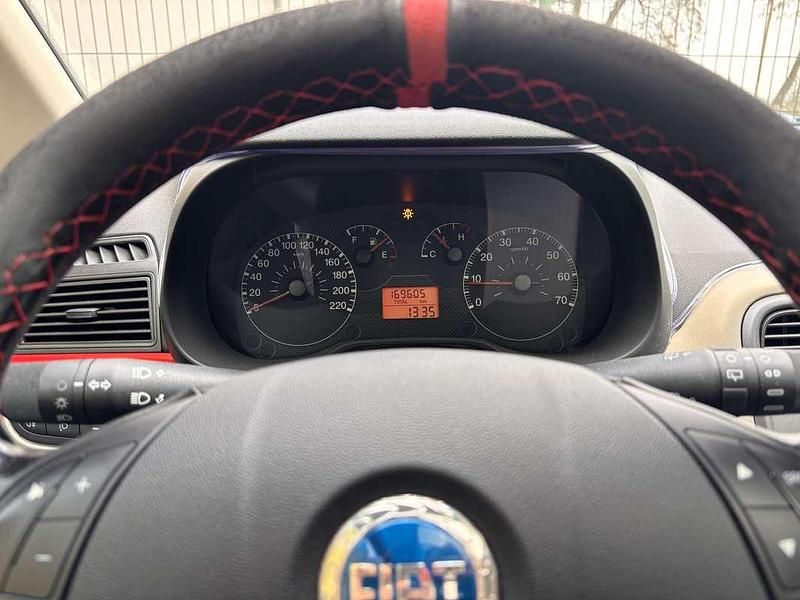 Usata Fiat Grande Punto Active 65 CV (47 kW) 2007 Utilitaria