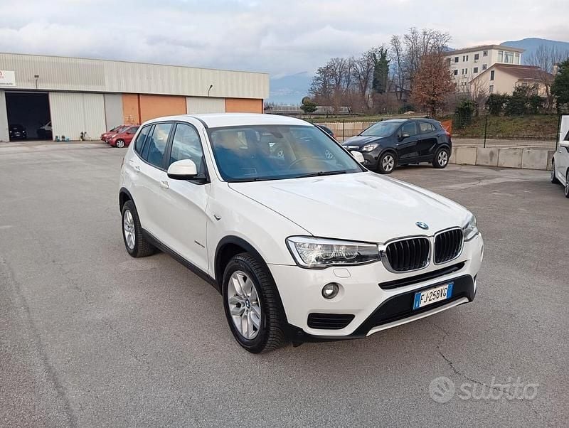 Usata BMW X3 Efficient Dynamics 190 CV (139 kW) 2017 Bianco SUV