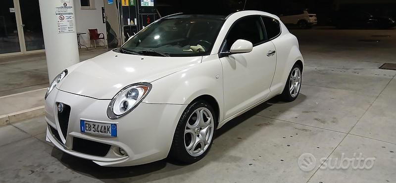 Usata 2010 Alfa Romeo MiTo Due volumi | 380 € (Super prezzo) - Immagine 1/4
