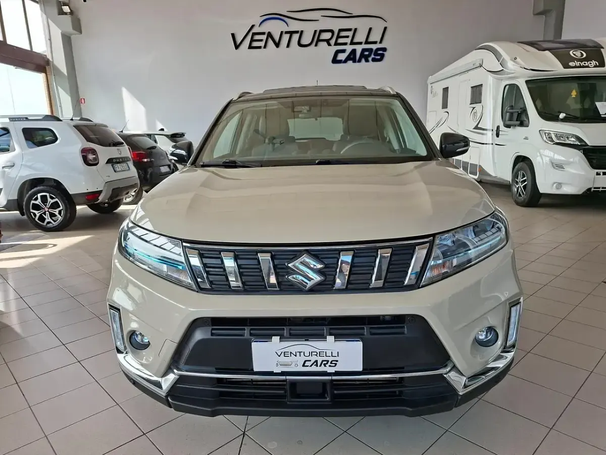Usata Suzuki Vitara 129 CV (94 kW) 2020 Beige SUV