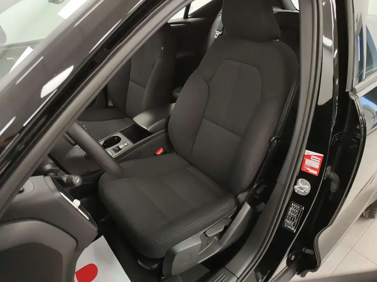 Usata Volvo XC40 129 CV (94 kW) 2022 Nero SUV
