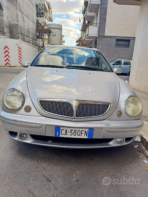 Usata 2001 Lancia Lybra Station wagon | 1200 € (Ottimo prezzo) - Immagine 1/4