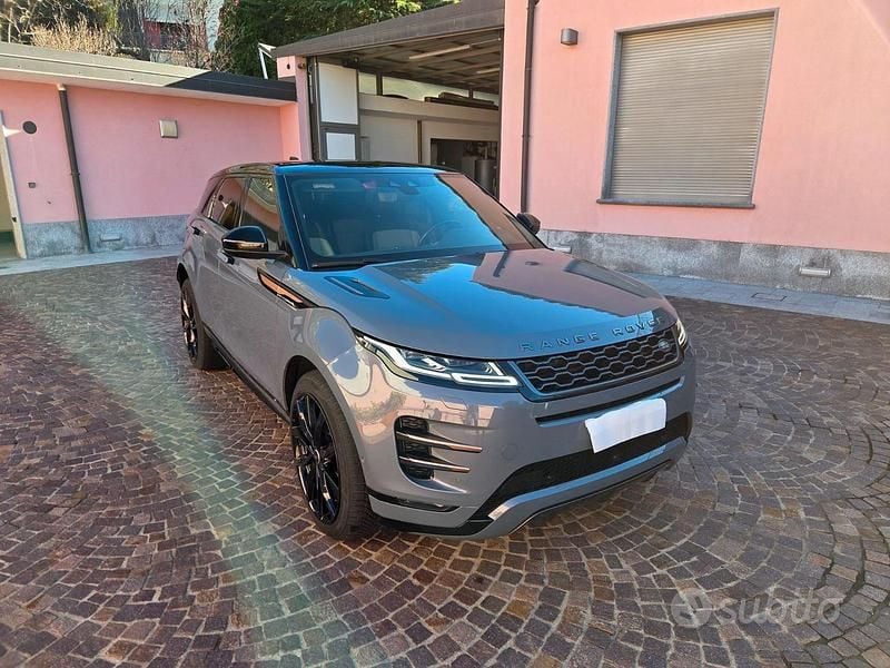 Grigio Usata 2018 Land Rover Range Rover evoque HSE SUV | 27.000 € (Cara) - Immagine 1/4