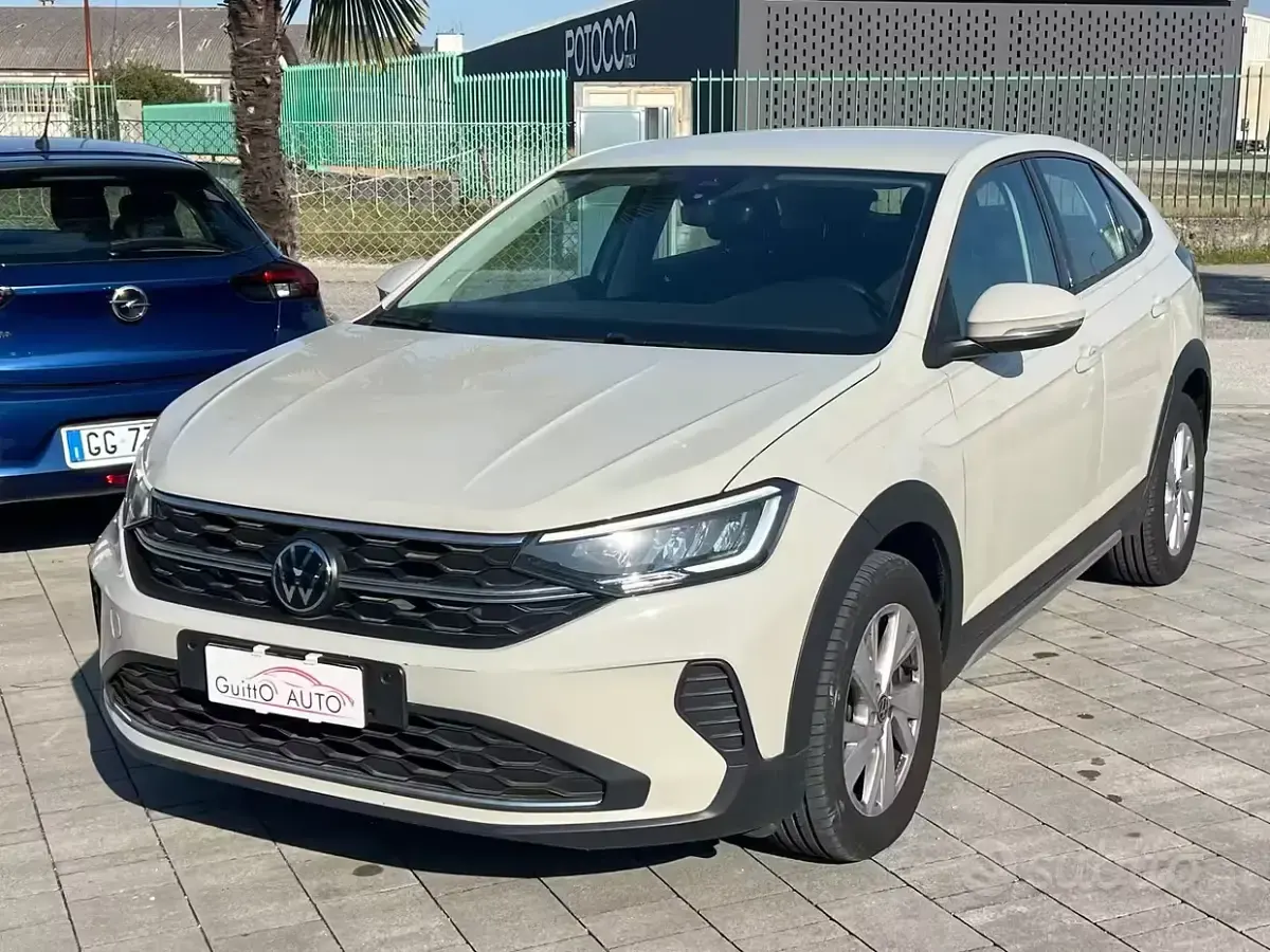 Usata VW Taigo Life 116 CV (85 kW) 2024 Beige SUV