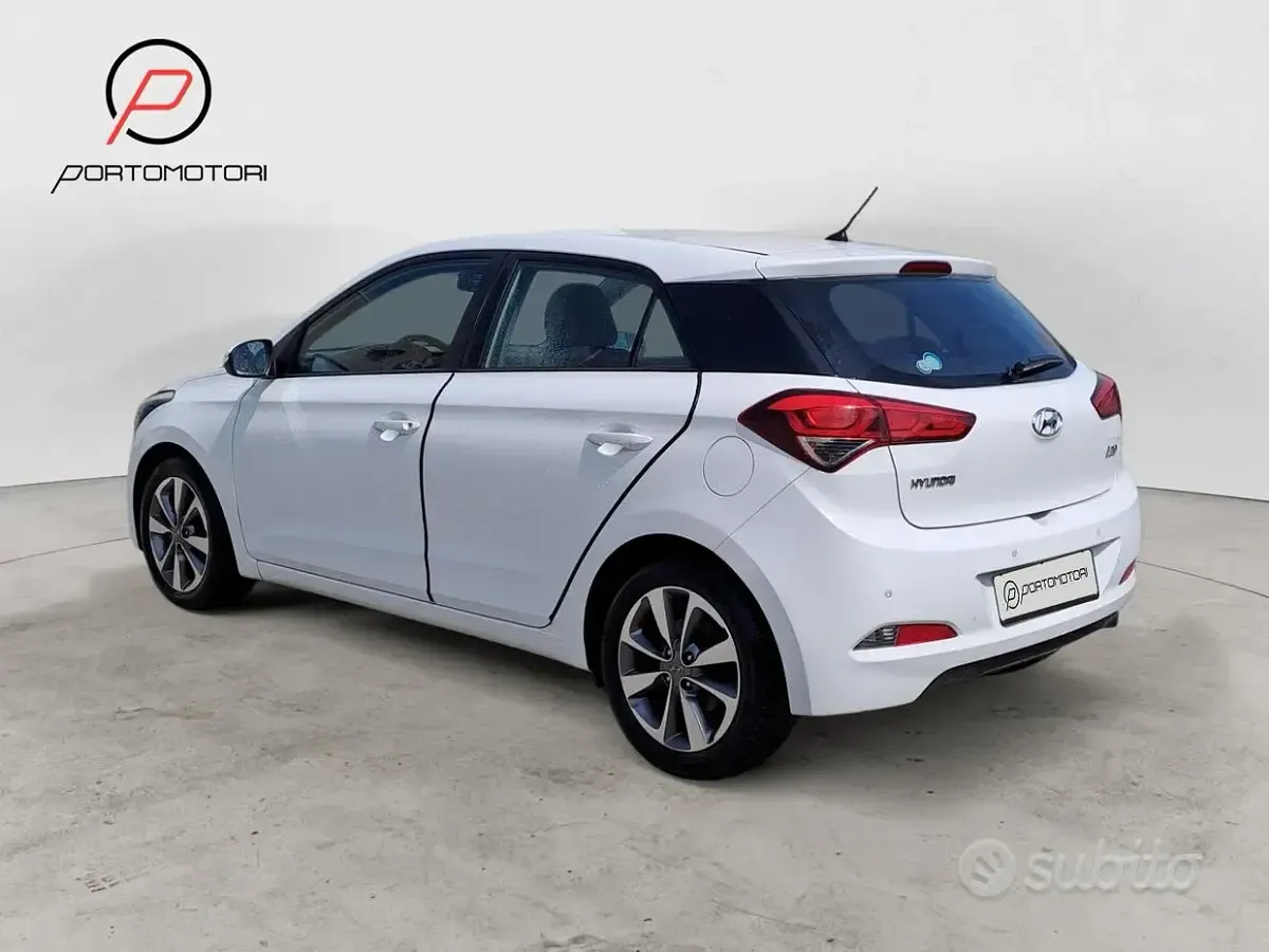 Brugt Hyundai i20 84 HK (61 kW) 2017 Hvid Sedan