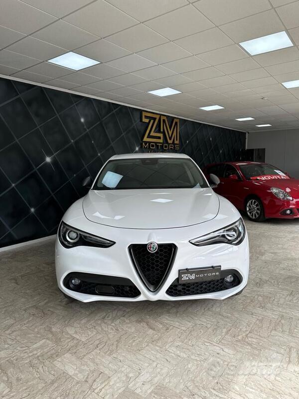 Usato 2018 Alfa Romeo Stelvio 2.1 Diesel 210 CV (26.900 €)