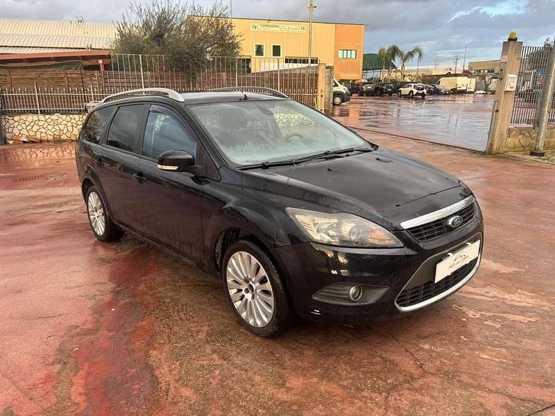 Usata Ford Focus Titanium 90 CV (66 kW) 2009 Nero Station wagon