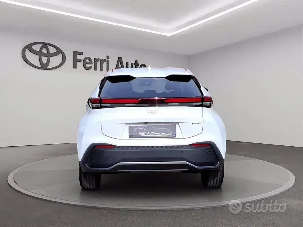 Usata Toyota C-HR Eco 223 CV (164 kW) 2025 Bianco SUV
