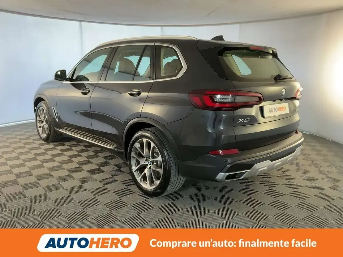 Usata BMW X5 xLine 335 CV (246 kW) 2021 Grigio SUV