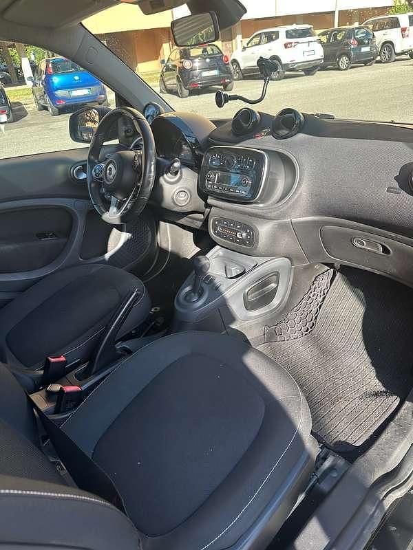 Nero Usata 2018 Smart ForTwo Coupé Coupé | 14.000 € (Cara) - Immagine 1/4
