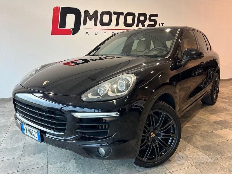 Usata Porsche Cayenne 250 CV (183 kW) 2015 Nero SUV