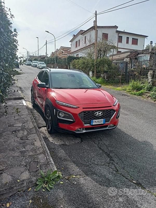 Usata Hyundai Kona 120 CV (88 kW) 2017 Rosso SUV