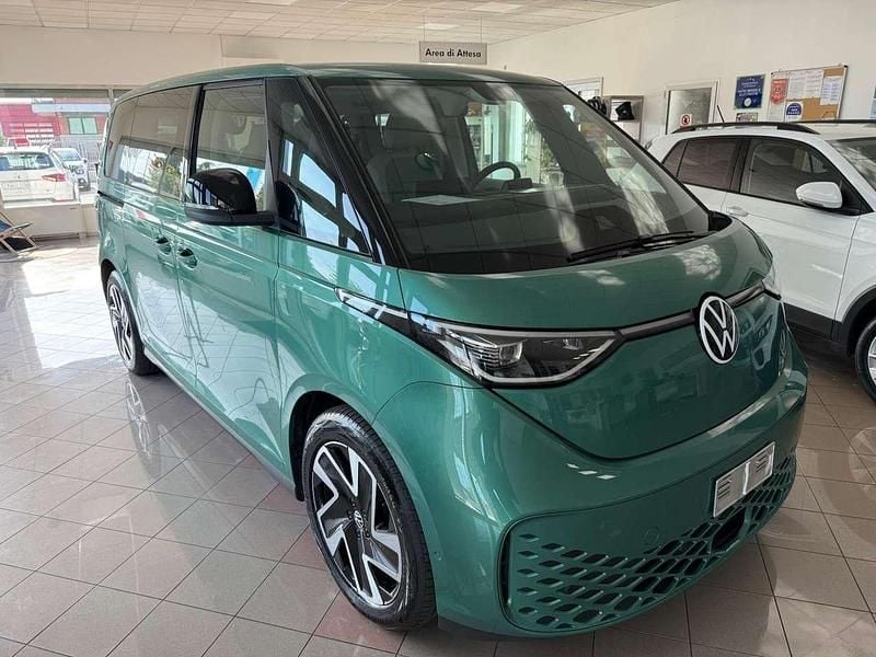Verde Nuova 2025 VW ID. Buzz Pro Monovolume | 49.950 € (Buon prezzo) - Immagine 1/4