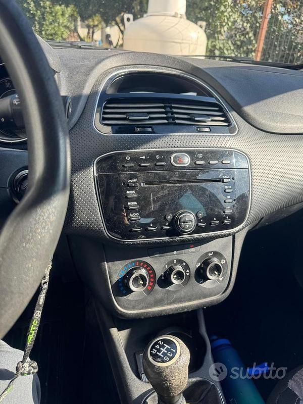 Usata Fiat Punto 2013 Bianco Berlina