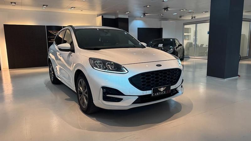 Usata Ford Kuga ST 120 CV (88 kW) 2023 Bianco SUV