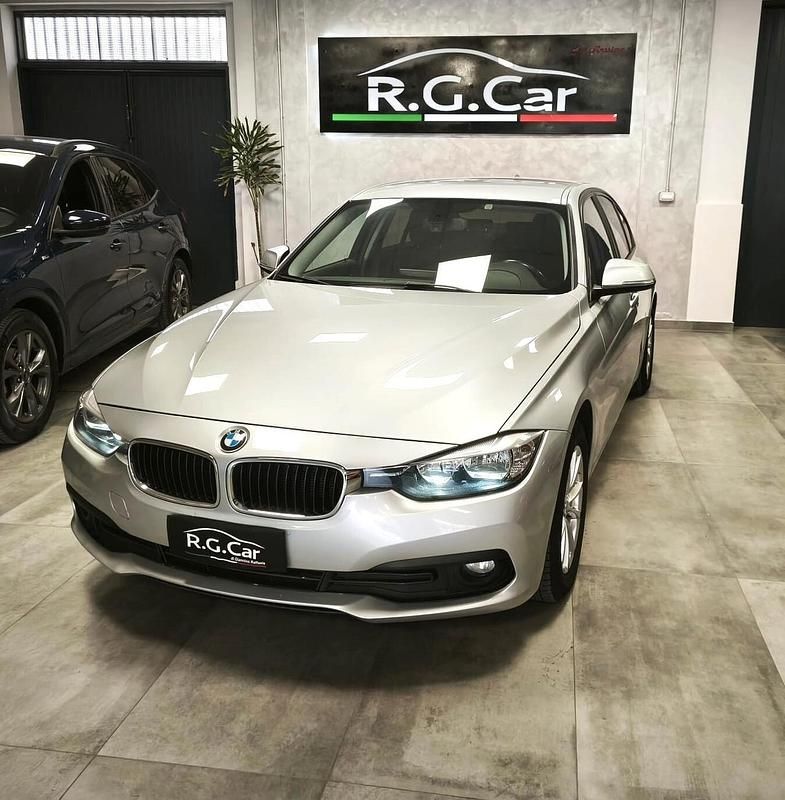 Usata BMW 316 Advantage 116 CV (85 kW) 2016 Argento Berlina