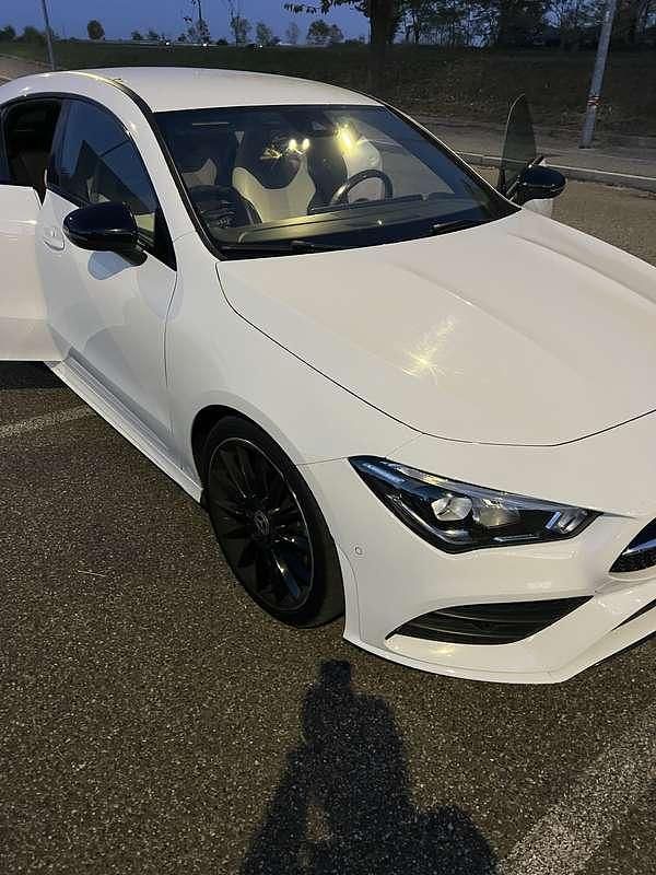 Usata Mercedes CLA200 Shooting Brake Premium 150 CV (110 kW) 2020 Station wagon