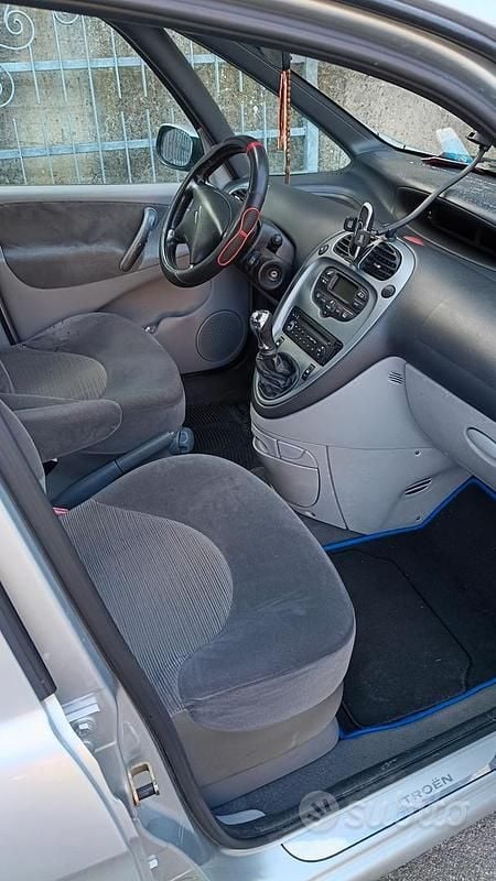 Usata Citroën Xsara Picasso 109 CV (80 kW) 2006 Monovolume