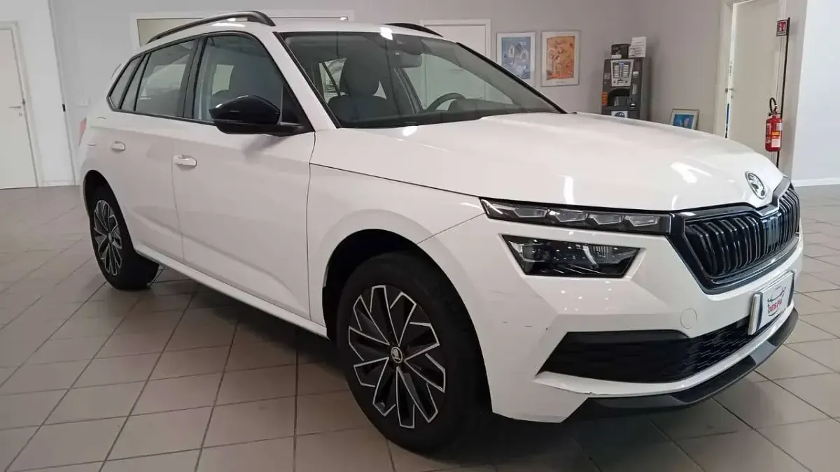 Usata Skoda Kamiq 110 CV (80 kW) 2023 Bianco SUV