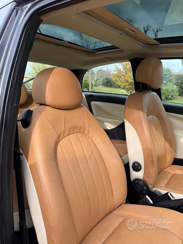 Usata Lancia Ypsilon 75 CV (55 kW) 2008 Nero Utilitaria