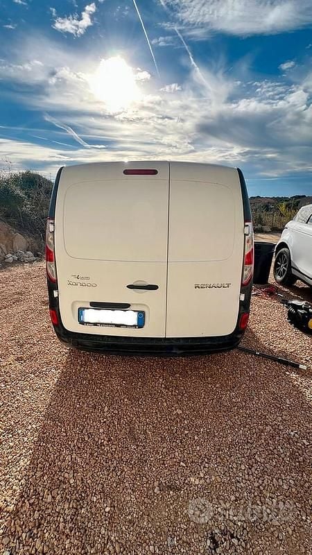 Usata Renault Kangoo 82 CV (60 kW) 2015 Monovolume