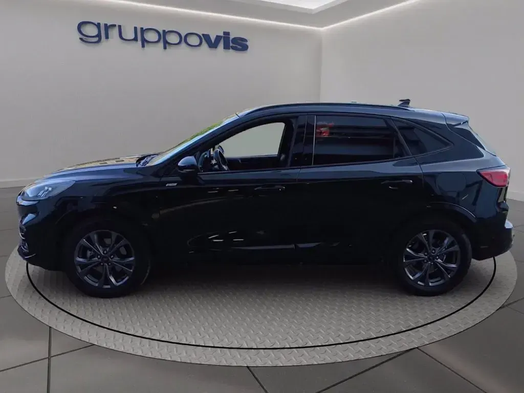 Usata Ford Kuga ST-Line 150 CV (110 kW) 2023 Agate black SUV