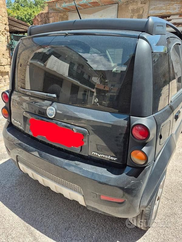 Usata Fiat Panda 4x4 69 CV (50 kW) 2006 Nero Utilitaria