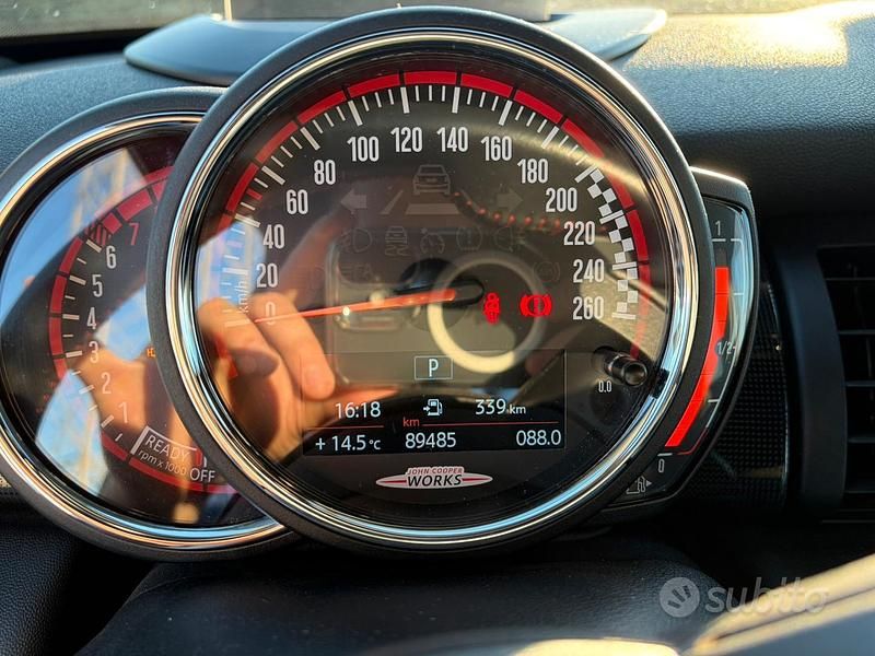 Usata Mini John Cooper Works 231 CV (169 kW) 2020 Grigio Utilitaria