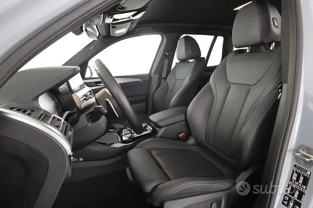 Usata BMW X3 M Sport 190 CV (139 kW) 2024 M brooklyn grey SUV