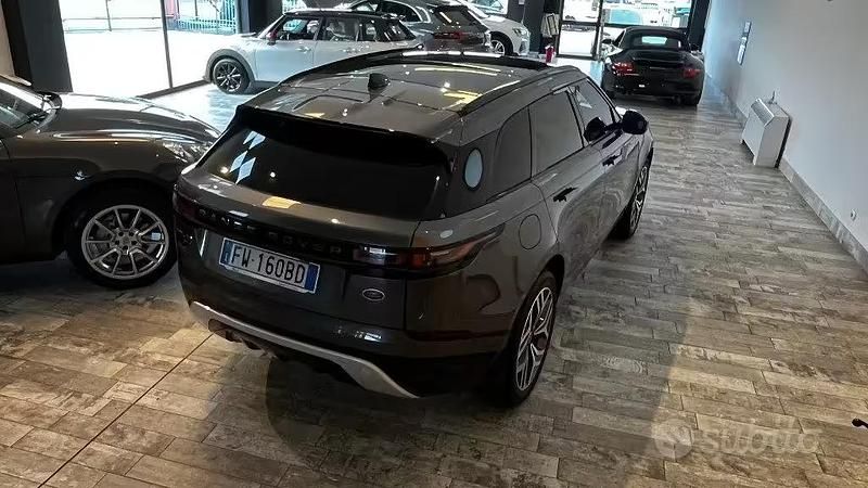 Usata Land Rover Range Rover Velar SE Dynamic 241 CV (177 kW) 2019 Grigio SUV