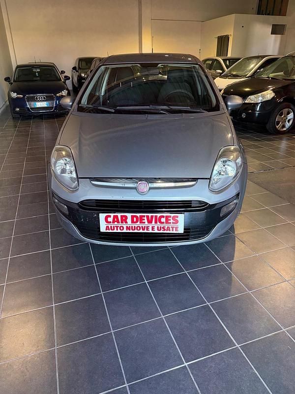 Usata Fiat Punto Evo 75 CV (55 kW) 2011 Grigio Utilitaria