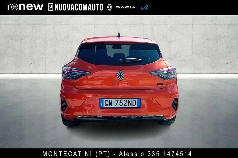 Usata Renault Clio V Techno 143 CV (105 kW) 2024 Orange valencia Berlina