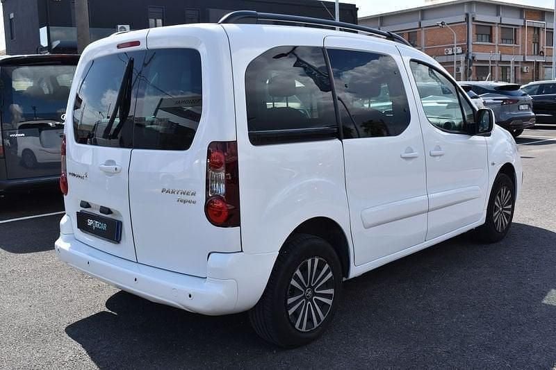 Usata Peugeot Partner Tepee Active 100 CV (73 kW) 2017 Bianco Monovolume