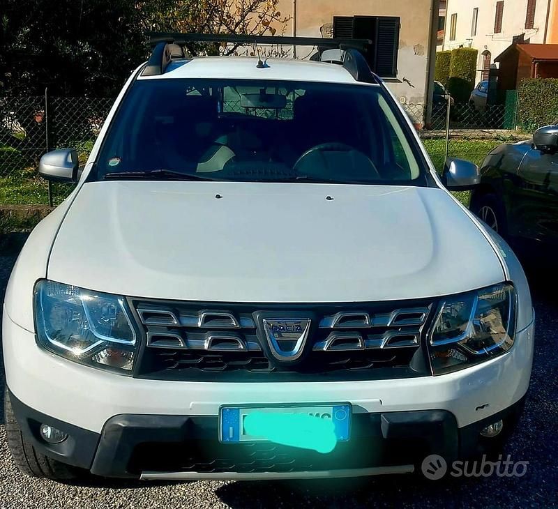 Bianco Usata 2016 Dacia Duster Tre volumi | 5500 € (Ottimo prezzo) - Immagine 1/4