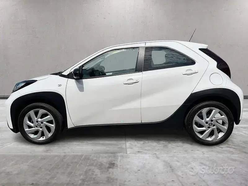 Usata Toyota Aygo X Active 72 CV (52 kW) 2022 Other SUV