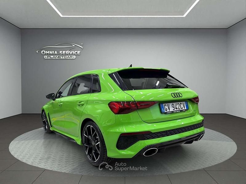 Usata Audi RS3 400 CV (294 kW) 2024 Verde Berlina