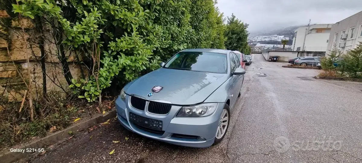 Usata BMW 318 122 CV (89 kW) 2007 Grigio Berlina