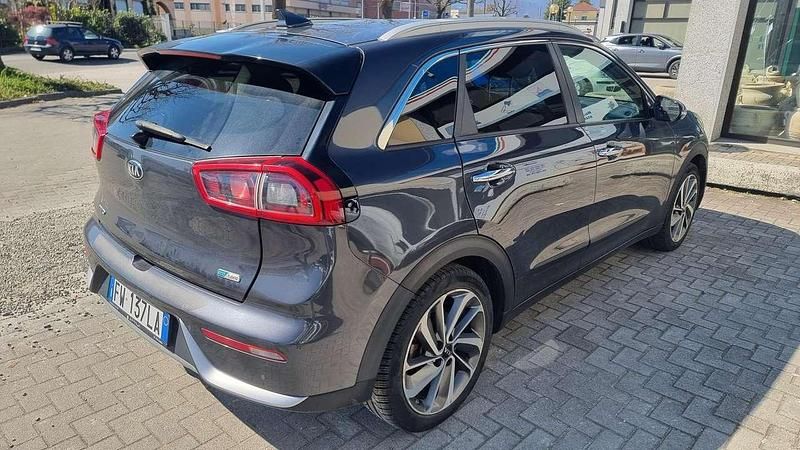 Usata Kia Niro Style 105 CV (77 kW) 2019 Nero SUV