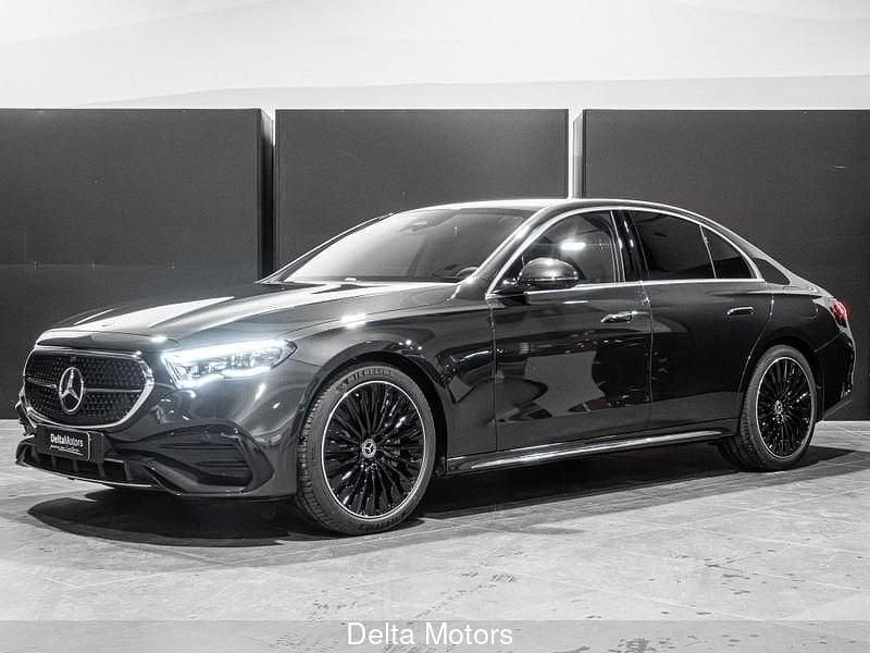 Grigio Nuova 2025 Mercedes 300 Berlina | 78.197 € (Ottimo prezzo) - Immagine 1/4