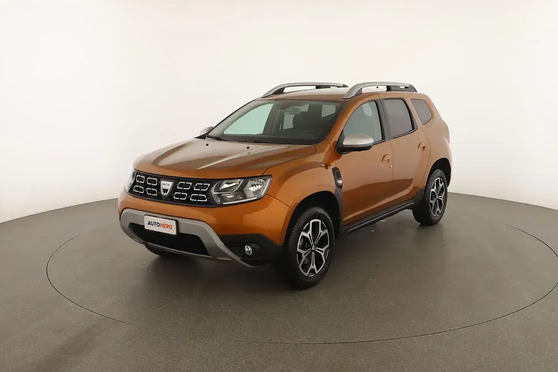 Usata Dacia Duster Prestige 110 CV (80 kW) 2018 Oro SUV